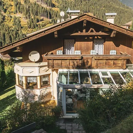 Haus Alpenchalet شقة