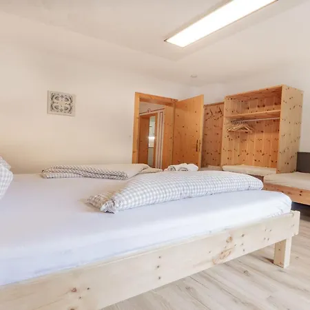 Haus Alpenchalet * نيوستيف ام ستوبيتا