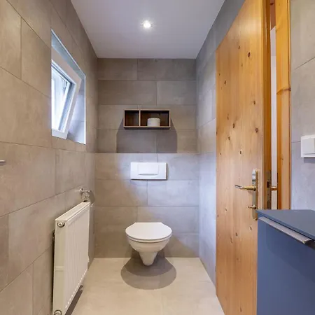 Haus Alpenchalet * نيوستيف ام ستوبيتا