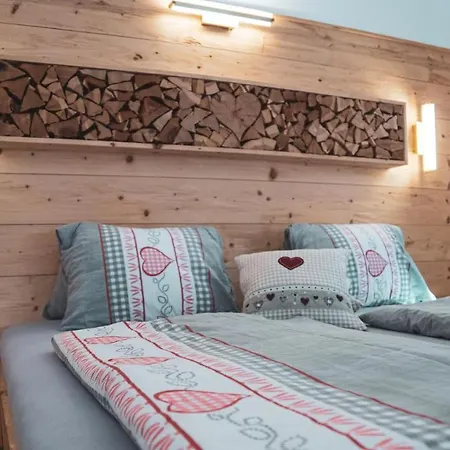 Haus Alpenchalet Daire *
